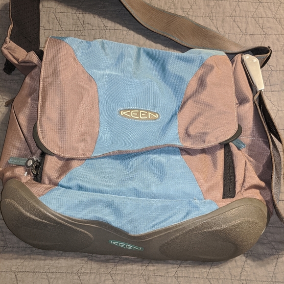 keen hybrid transport bag